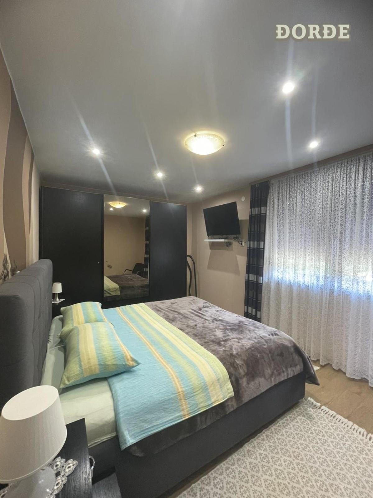 Apartments Dorde & Anna Fazana Exterior photo